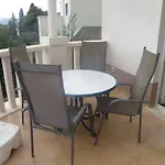 Borna With Free Parking Appartamento *