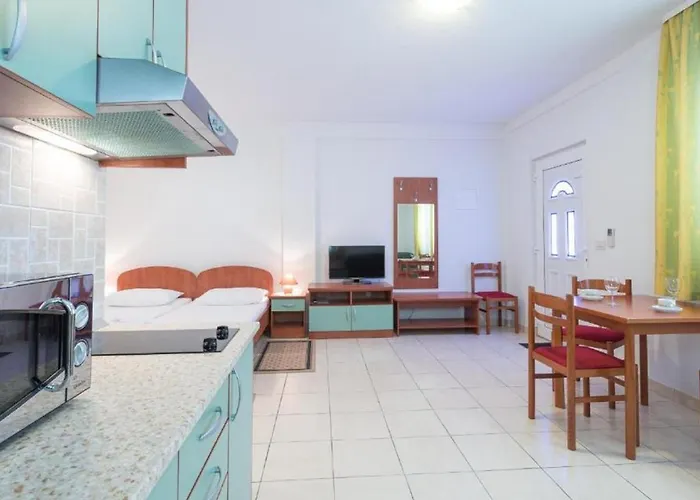 Borna With Free Parking Апартаменты Дубровник