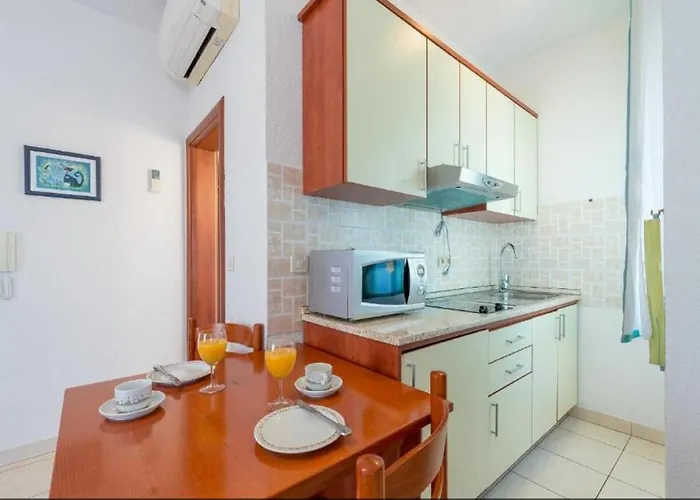 Borna With Free Parking