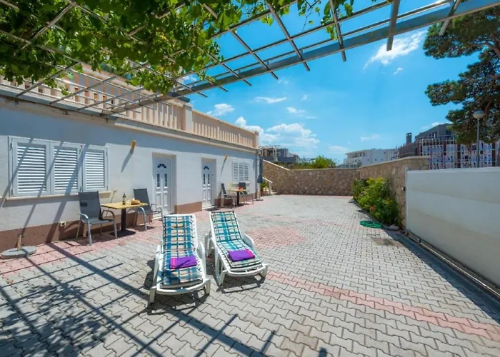 Borna With Free Parking *