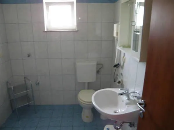 Appartement Borna With Free Parking