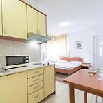 Apartament Borna With Free Parking Dubrownik