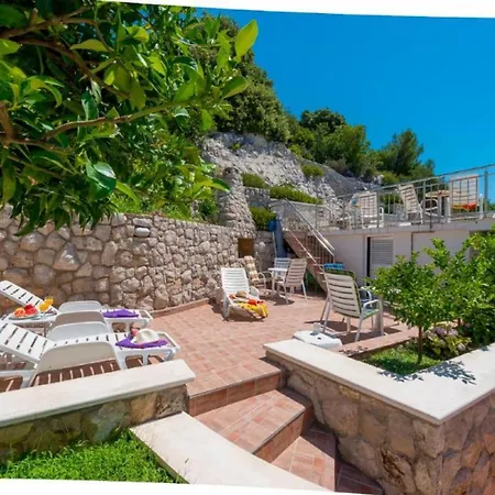 Borna With Free Parking *